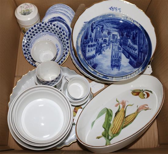 Decorative blue & white china, inc plates, trios, part sample set etc, 9 items of Worcester Evesham & a jar & cover (38)